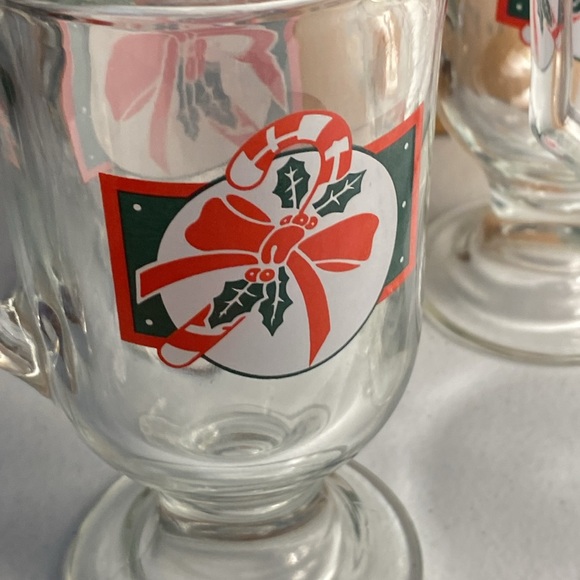 Vintage Home Interiors& Gift  Christmas Mugs Set of 4 - Picture 2 of 8